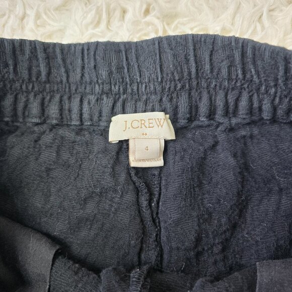 J. Crew  Black Slip On Textured Brocade Shorts, Size 4 - Picture 4 of 7